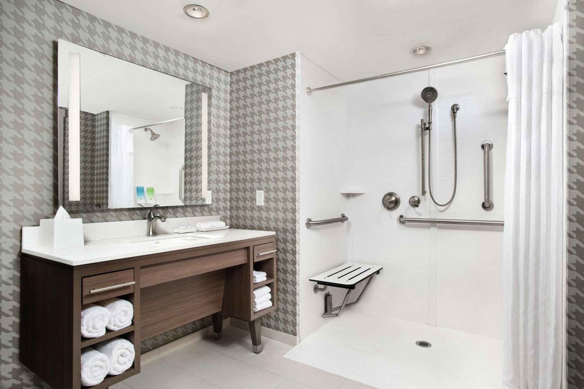 Home2 Suites By Hilton Long Island Brookhaven Yaphank Exteriör bild